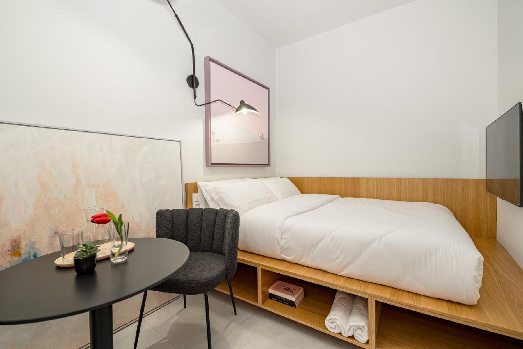 Centric Creative Rooms Madrid Esterno foto