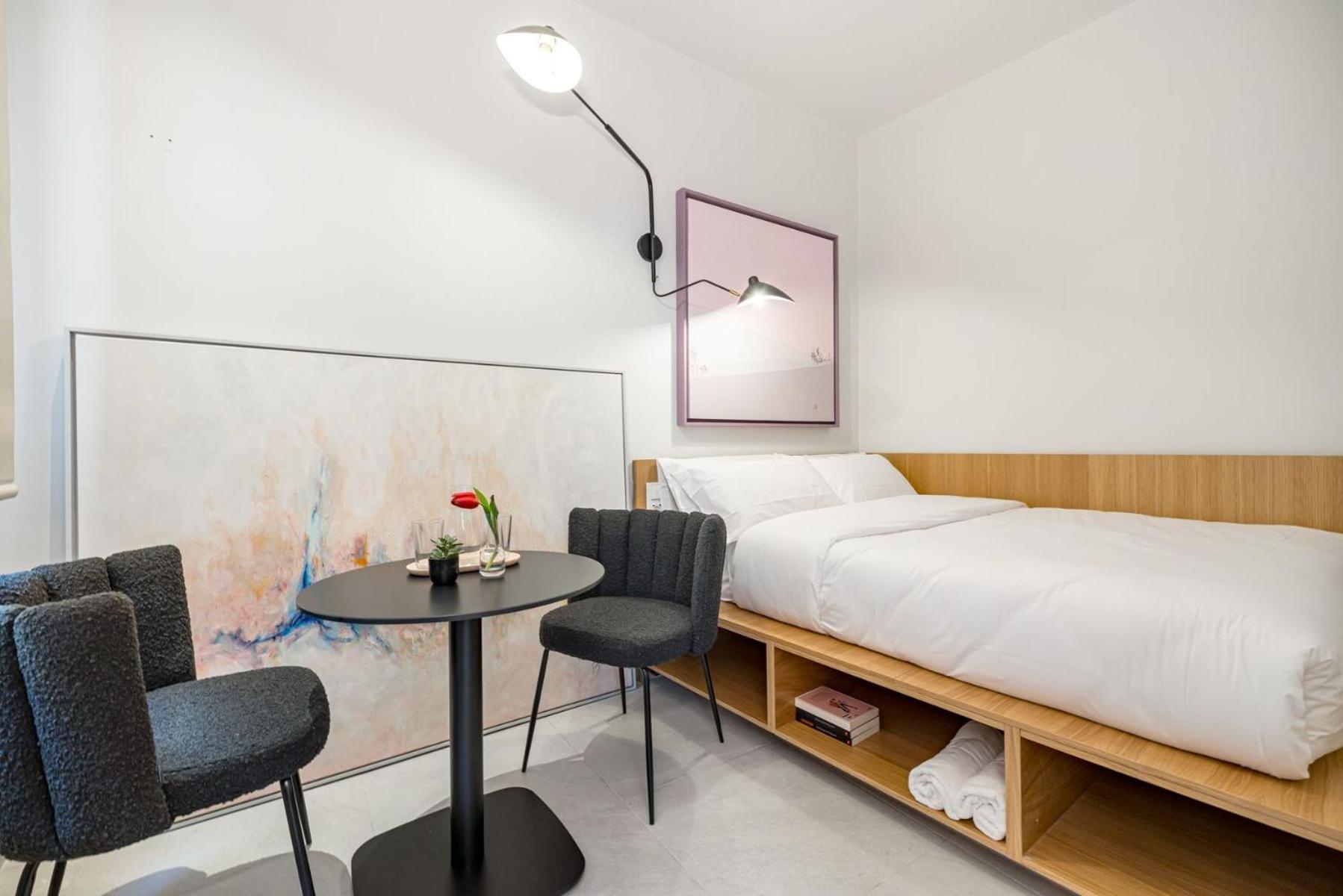 Centric Creative Rooms Madrid Esterno foto
