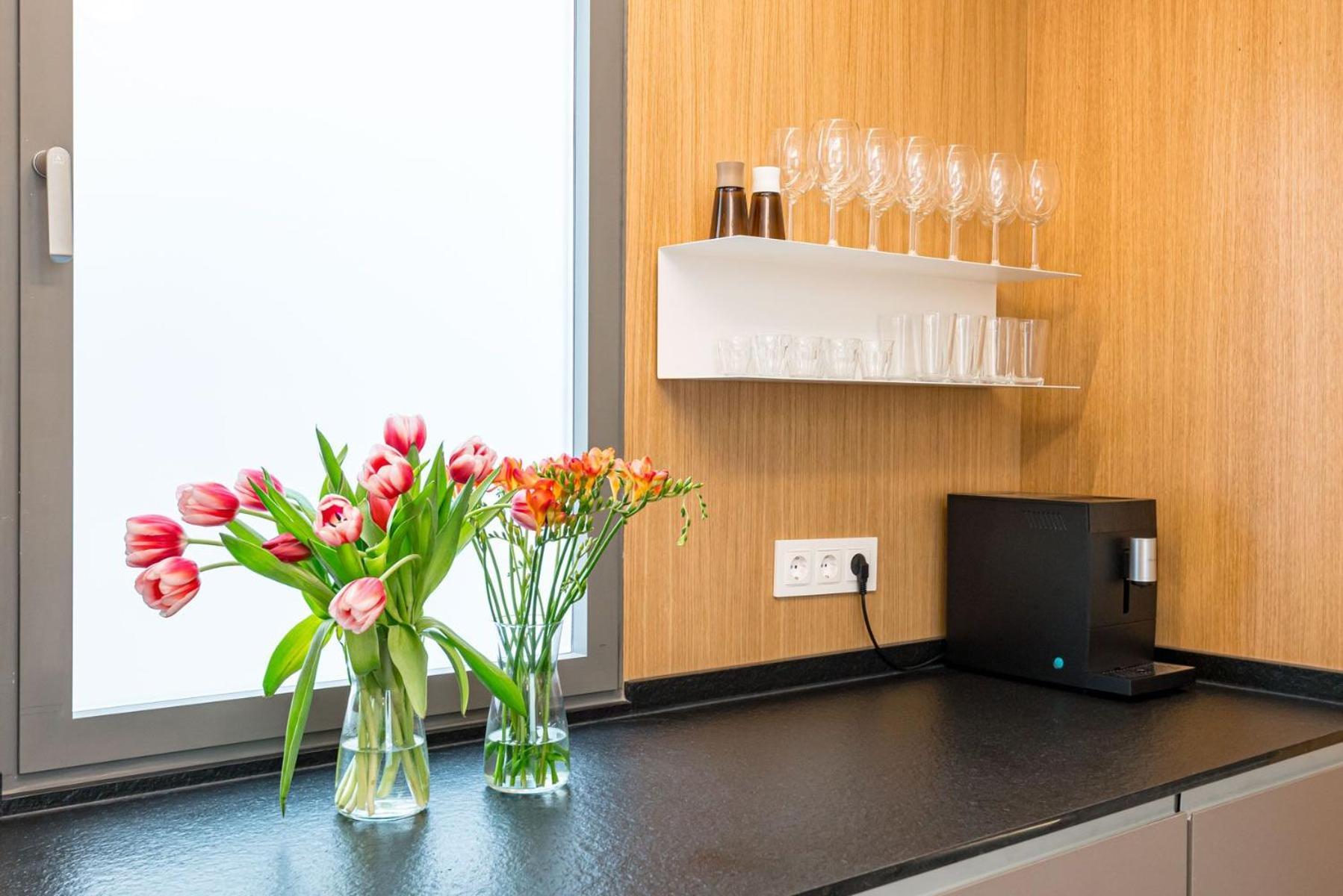 Centric Creative Rooms Madrid Esterno foto