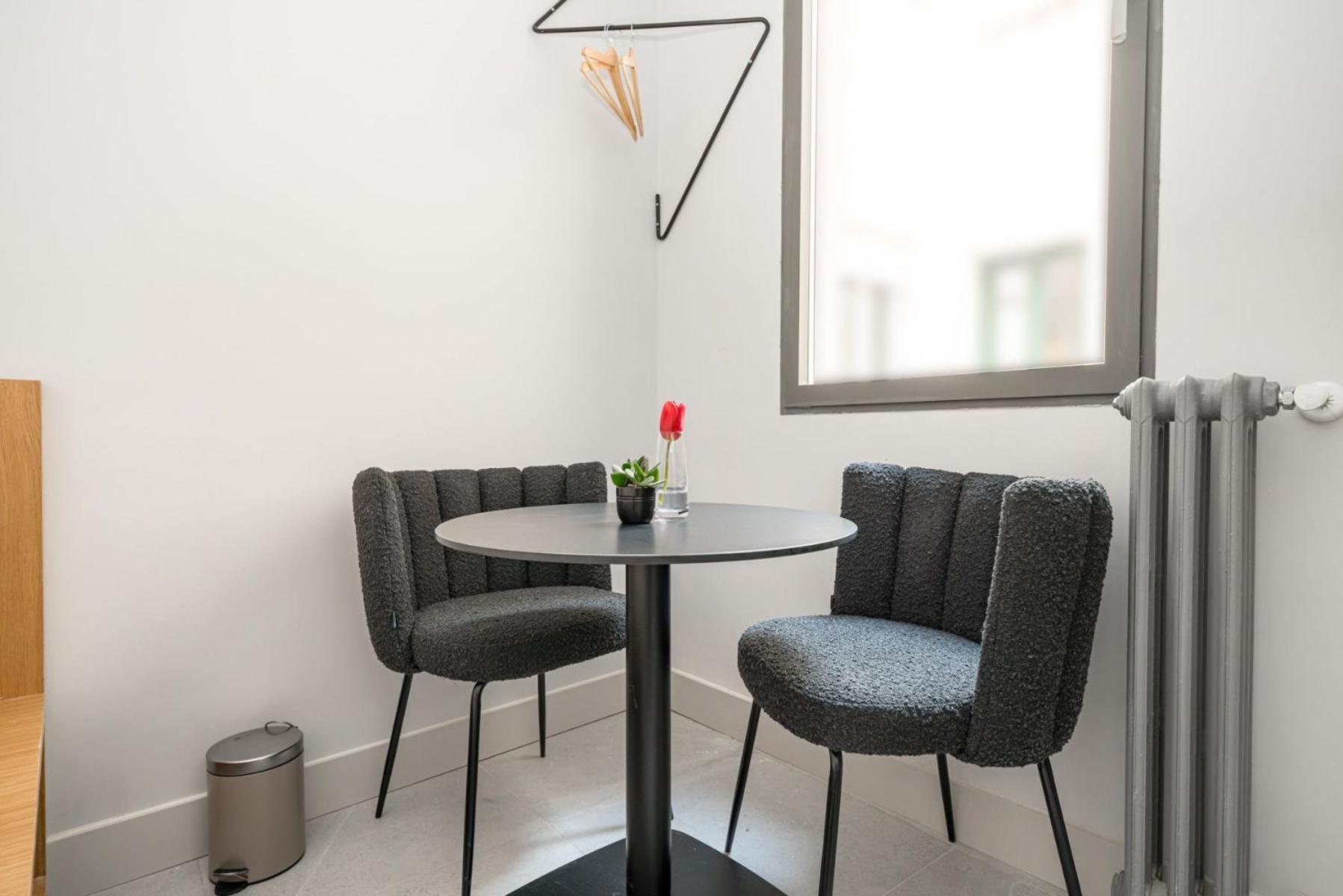 Centric Creative Rooms Madrid Esterno foto
